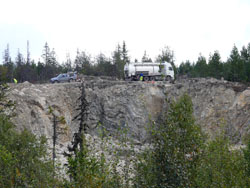Lagringsplats, med Ursåsen i bakgrunden.